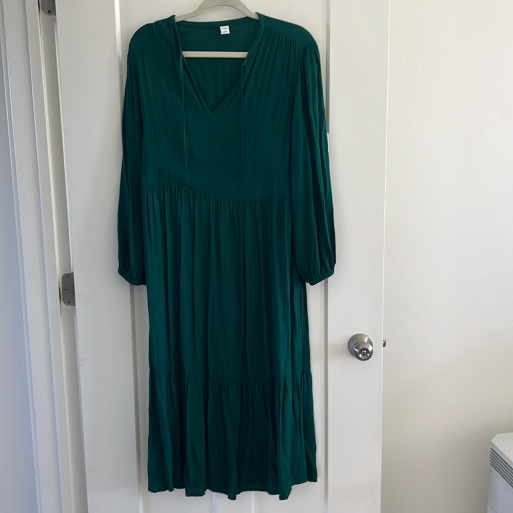 Green midi, 3/4 sleeves, v-neck, old navy dress